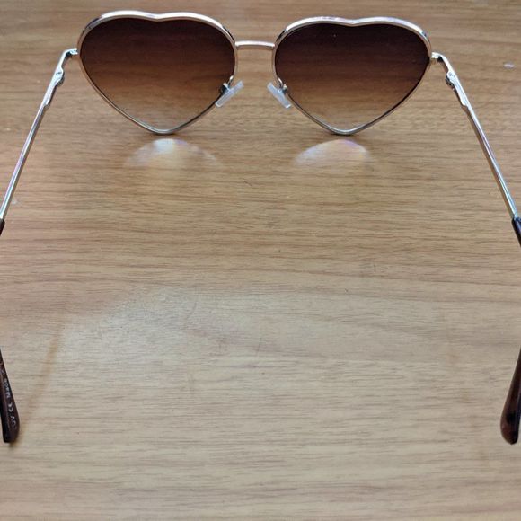 Fashion Sunglasses #13💥PRICE DROP💥 - Picture 3 of 5